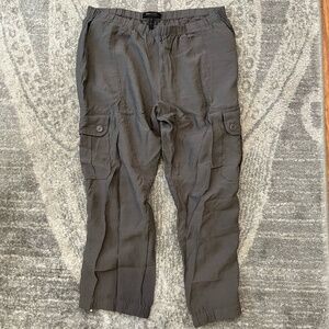 Crepe cargo pant, boho upscale
